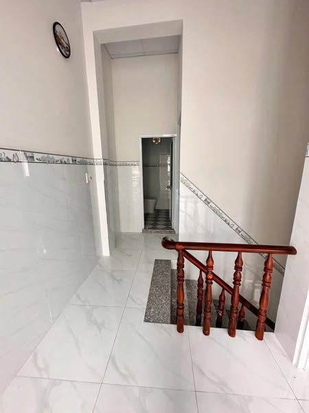 Mặt tiền buôn bán tốt, nhà mới xây hoàn công đủ, thương lượng mạnh TL29 - Ảnh 4